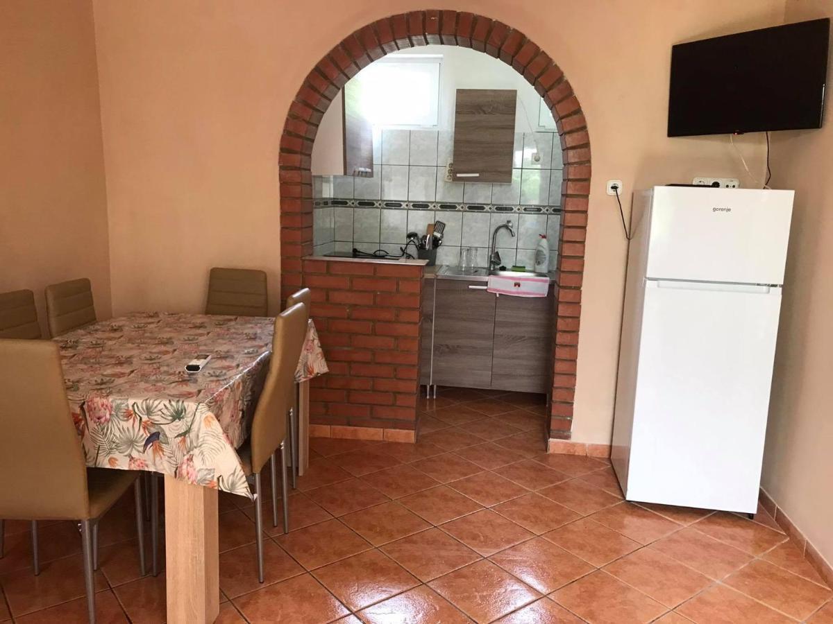 Tahiti Apartman Apartman Hajdúszoboszló Kültér fotó